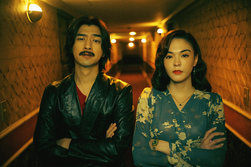 Bo-lin Chen y Sandrine Pinna en La Sociedad de los Talentos Muertos