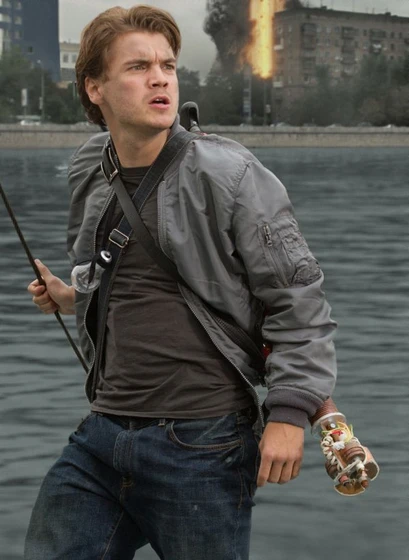 Emile Hirsch en la-hora-mas-oscura