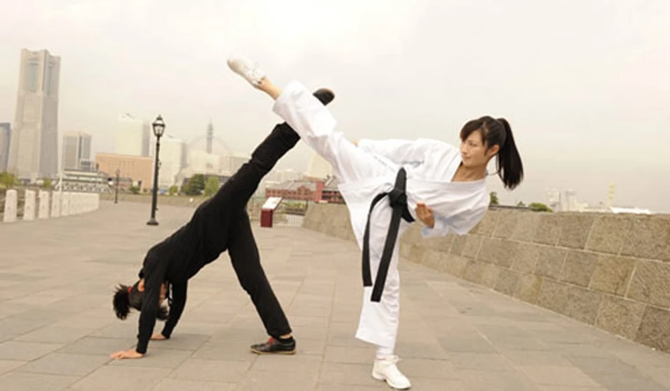Rina Takeda en k-g-karate-girl