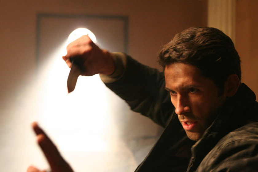 Scott Adkins en El Patrullero