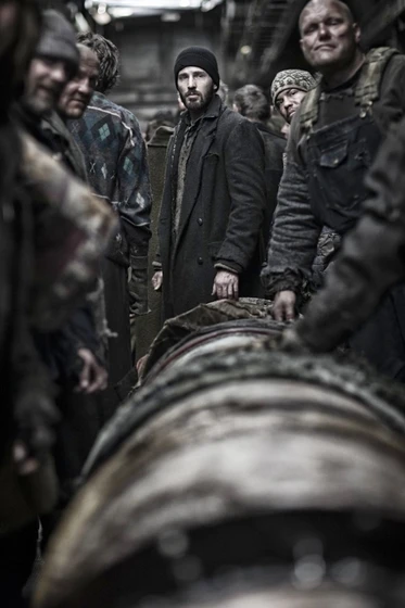 Chris Evans en snowpiercer-rompenieves