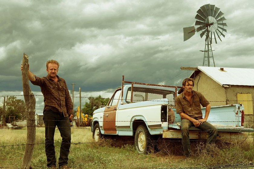 Ben Foster y Chris Pine en Comanchería