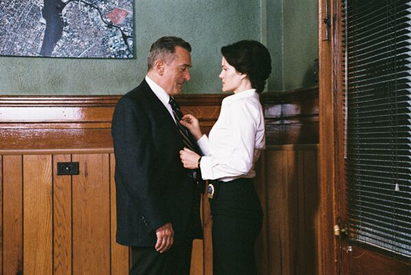 Robert De Niro y Carla Gugino en Asesinato justo