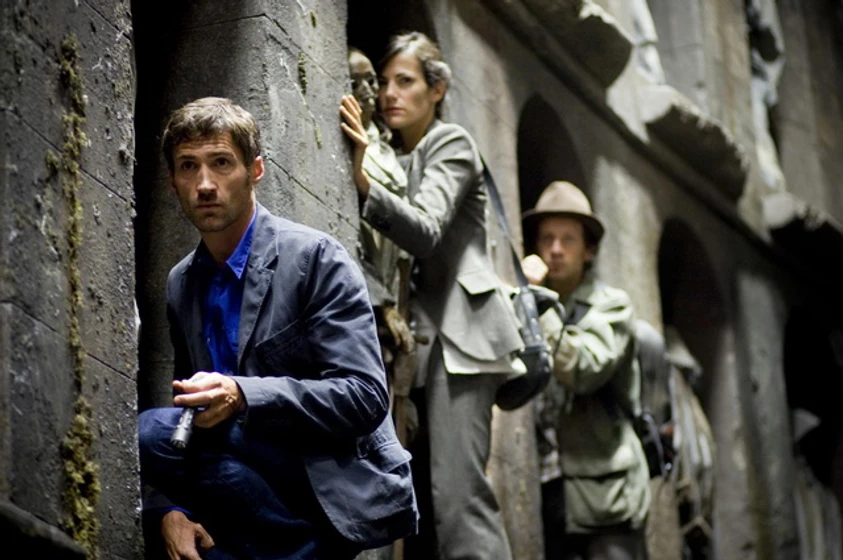 Benjamin Sadler, Fabian Busch y Bettina Zimmermann en el-codigo-de-carlomagno