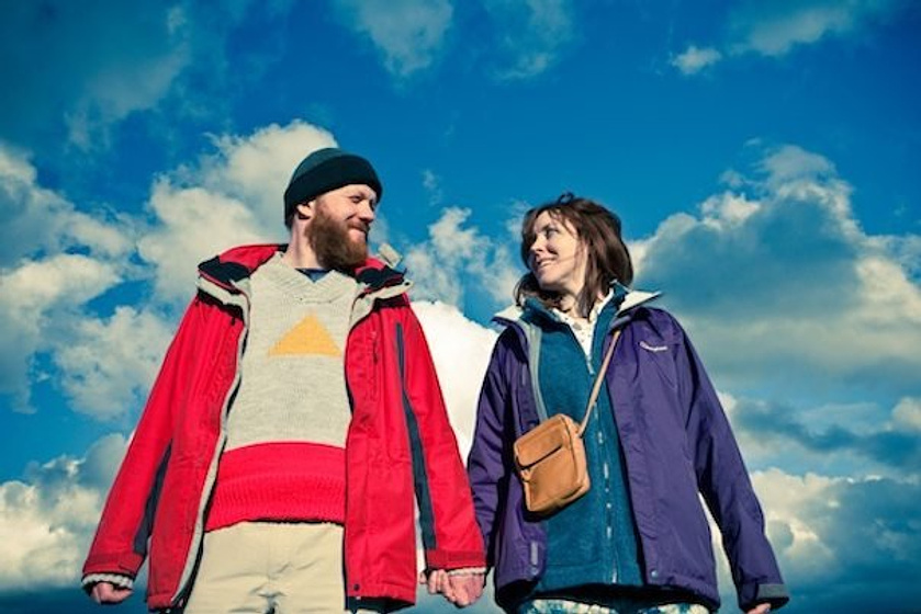 Alice Lowe y Steve Oram en Turistas