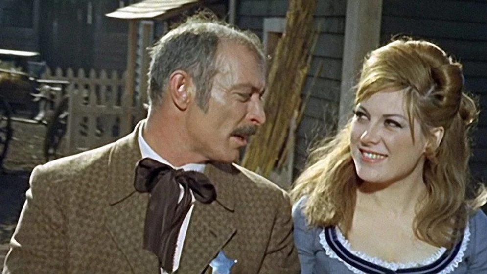 Lee Van Cleef y Graziella Granata en mas-alla-de-la-ley-1968
