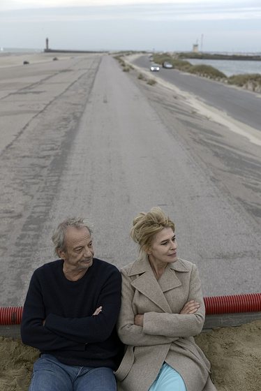 Fanny Ardant y Patrick Chesnais en Mis Días Felices