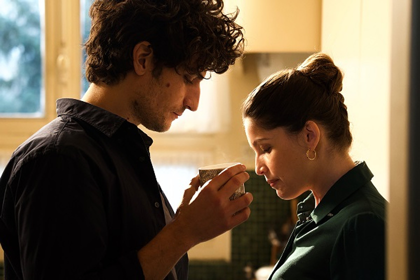 Laetitia Casta y Louis Garrel en Un Hombre Fiel