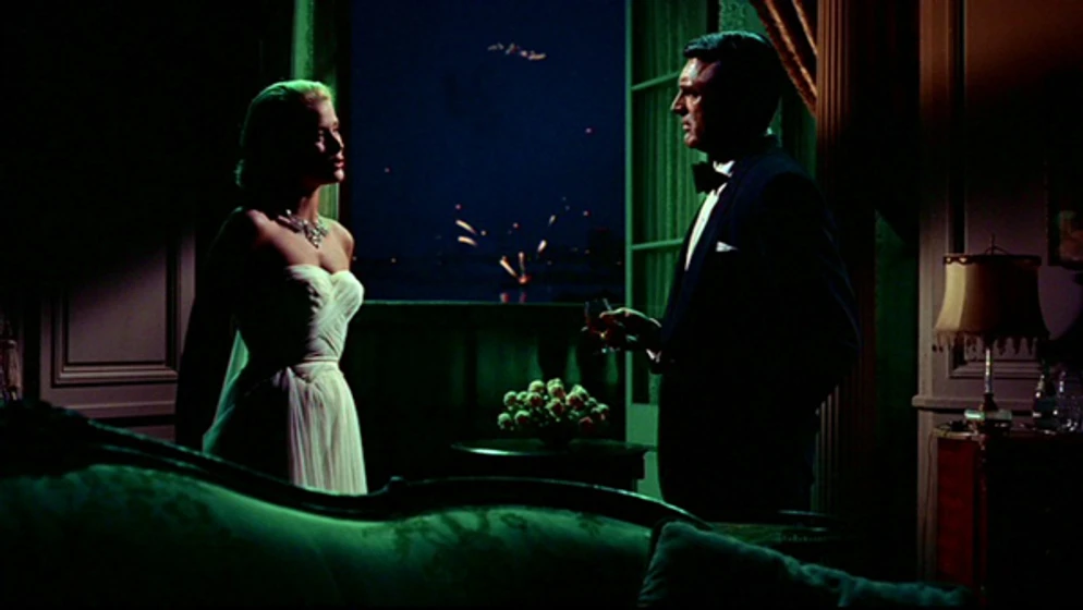 Cary Grant y Grace Kelly en atrapa-a-un-ladron