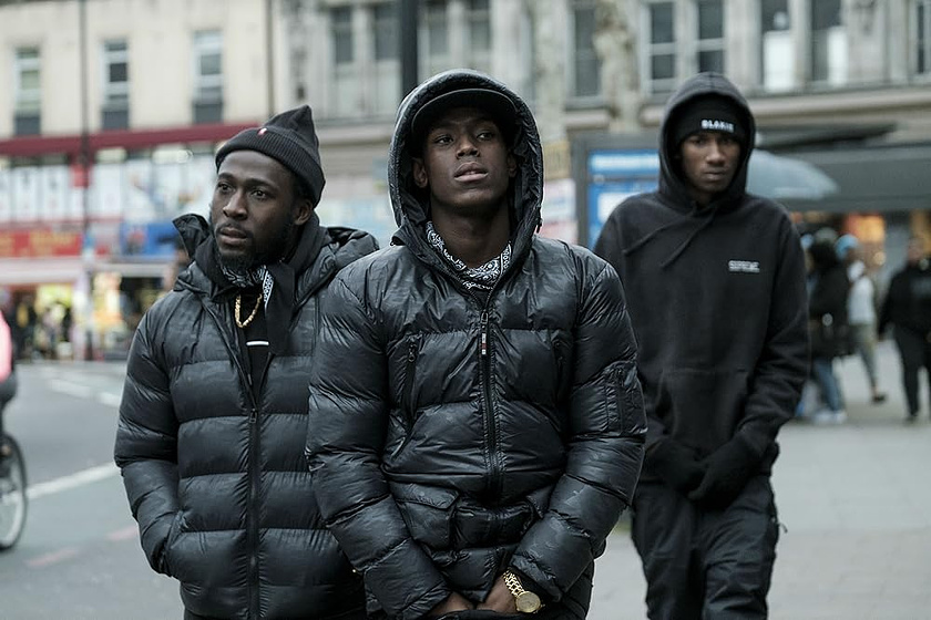 Micheal Ward y Eric Kofi Abrefa en blue-story