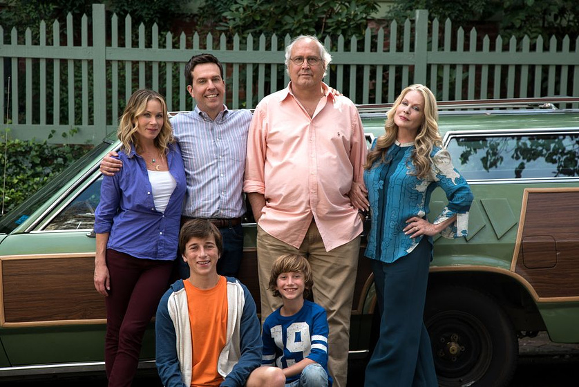 Christina Applegate, Chevy Chase, Beverly D'Angelo, Ed Helms, Skyler Gisondo y Steele Stebbins en Vacaciones