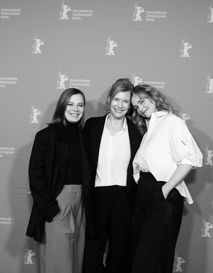 Nina Hoss, Ina Weisse y Saskia Rosendahl en cicadas (Berlinale. Febrero 2025)