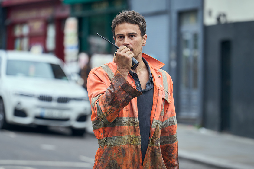 Theo James en cuenta-atras-2025