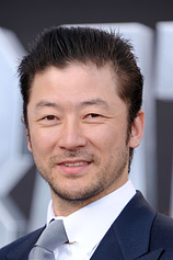 photo of person Tadanobu Asano