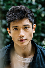 picture of actor Manny Jacinto
