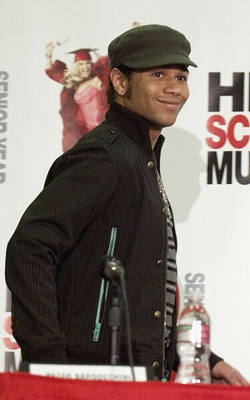 Corbin Bleu en High School Musical 3. Fin de Curso (Presentación del rodaje (Mayo 2008))