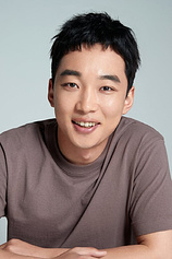 picture of actor Hee-Joon Oh