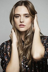 picture of actor Juliana Paiva