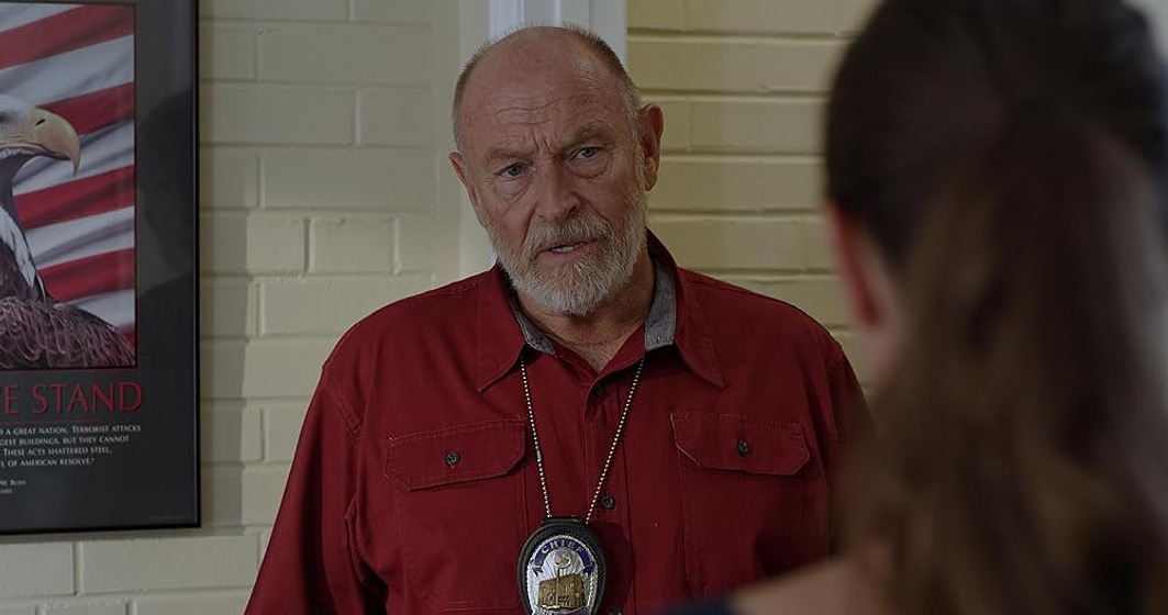 Corbin Bernsen en Weekend Warriors