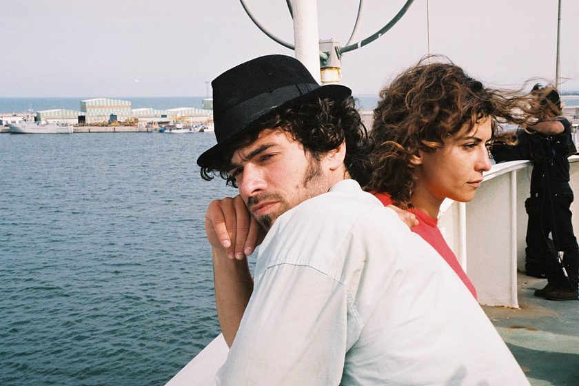 Romain Duris y Lubna Azabal en Exils