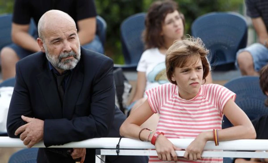 Antonio Resines y Carla Campra en El Sueño de Iván