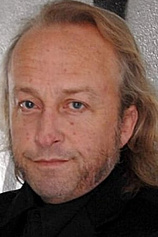photo of person Levi Henriksen