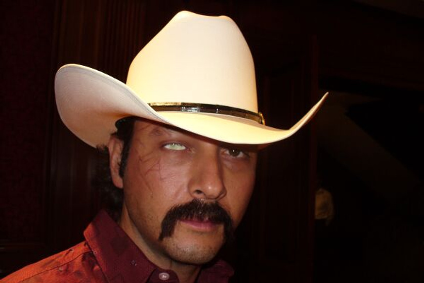 Raul Mendez en Tierra de tigres