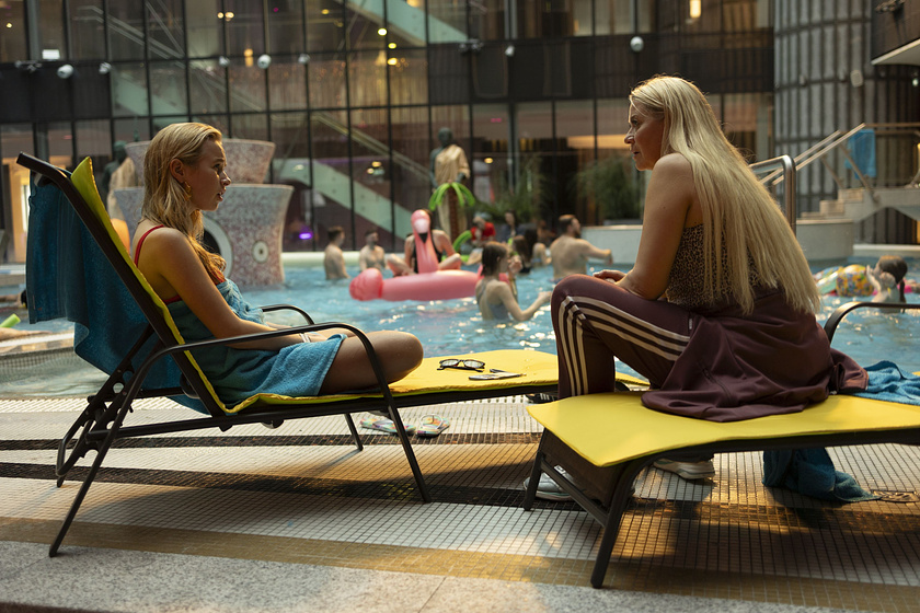 Trine Dyrholm y Flora Ofelia Hofmann Lindahl en Birthday Girl