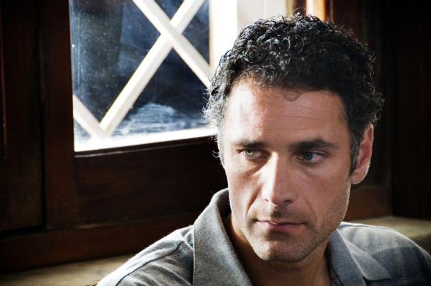 Raoul Bova en La Nostra Vita
