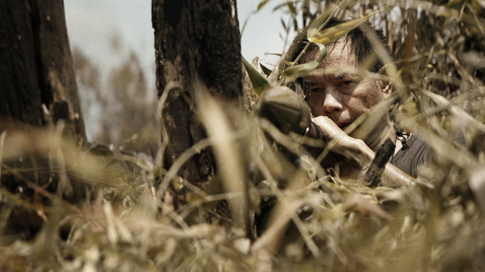 Thai Hoa en tunnels-sun-in-the-dark