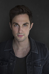 picture of actor Andrew J. West