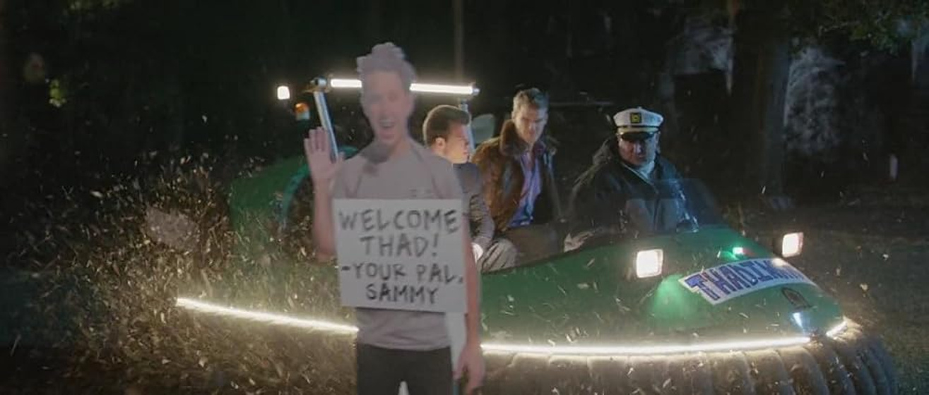 Alan Ritchson y Darin Brooks en blue-mountain-state-the-rise-of-thadland