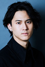 picture of actor Shunsuke Takeuchi