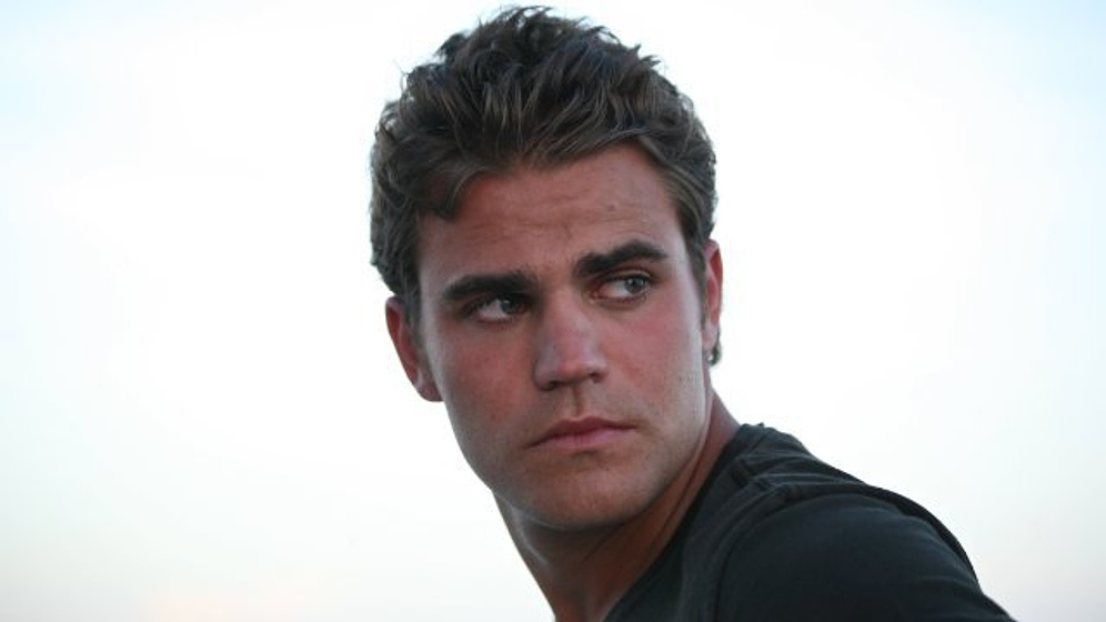 Paul Wesley en Bajo el Gran Azul
