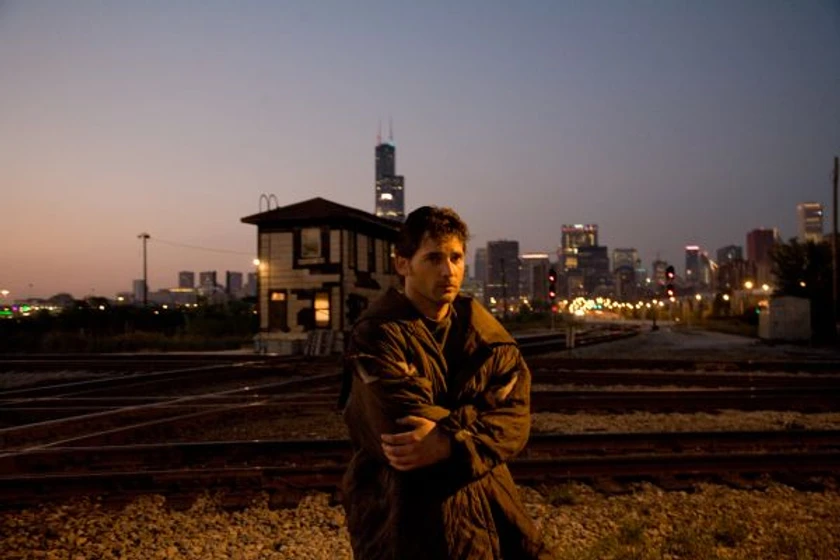 Eric Bana en mas-alla-del-tiempo