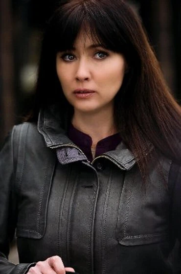 Shannen Doherty en encuentro-con-el-peligro