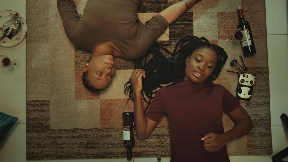 Uzoamaka Aniunoh y Cindy Amadi en Ìfé