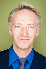 picture of actor Phillip MacKenzie