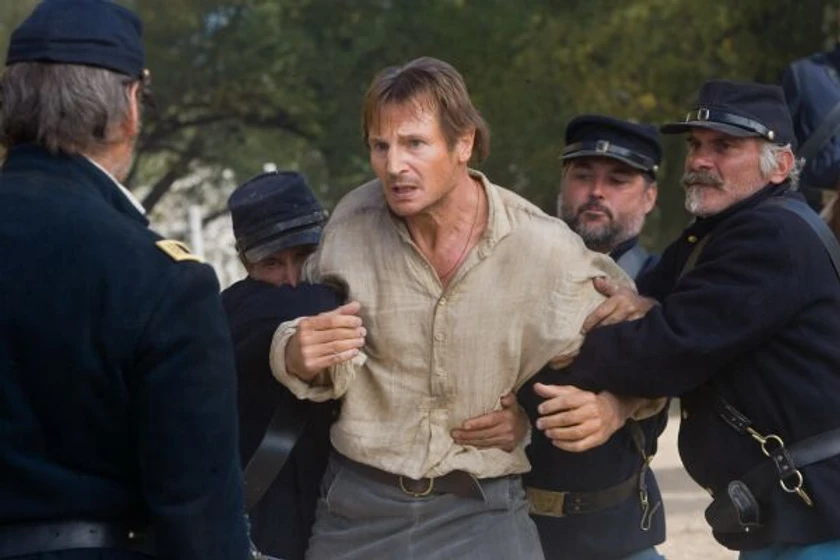 Liam Neeson en enfrentados