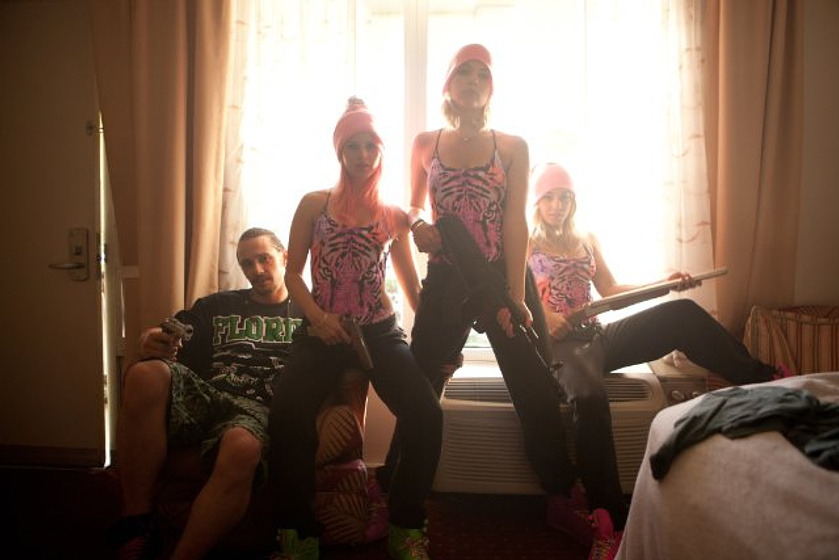 James Franco, Vanessa Hudgens, Ashley Benson y Rachel Korine en Spring Breakers