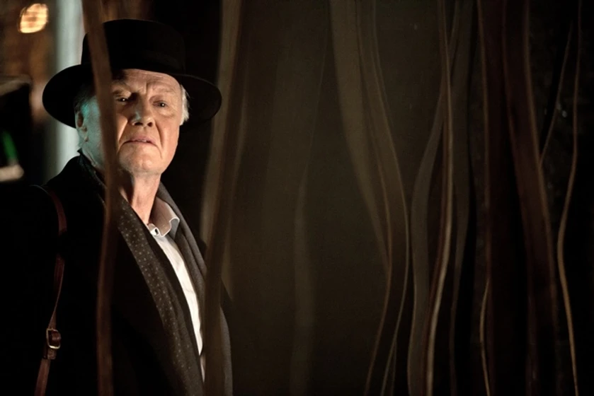 Jon Voight en tiempo-en-contra
