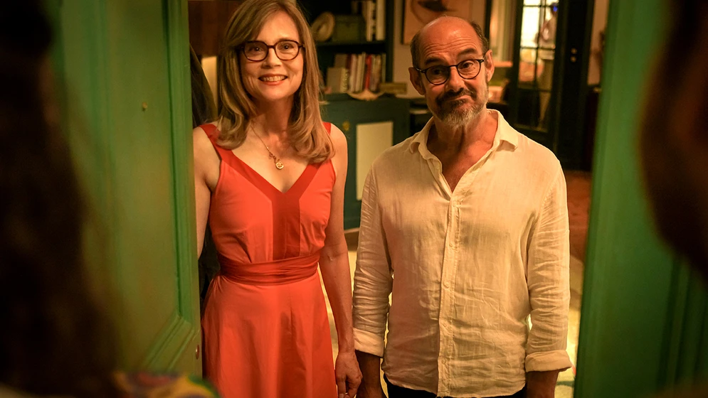 Isabelle Carré y Bernard Campan en una-cena-y-lo-que-surja