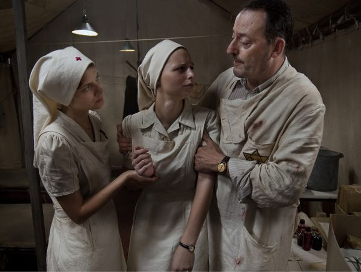 Jean Reno y Mélanie Laurent en La Redada
