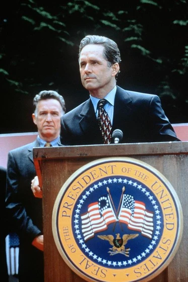 Gregory Harrison en traicion-en-la-casa-blanca