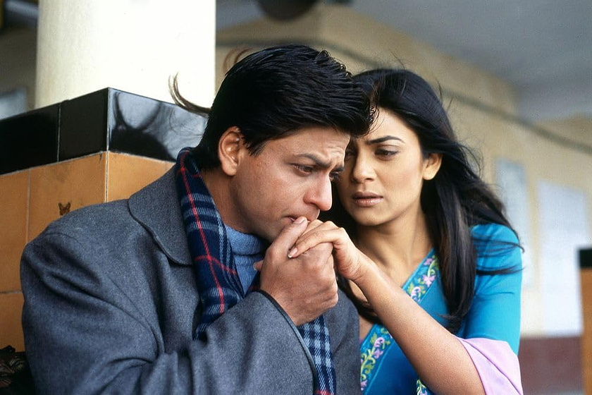 Shah Rukh Khan y Sushmita Sen en main-hoon-na