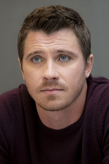 photo of person Garrett Hedlund