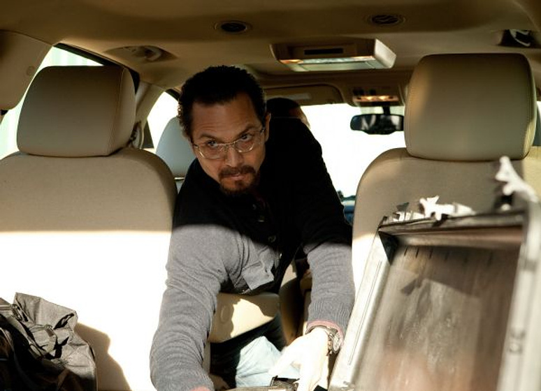 Benjamin Bratt en El Mensajero