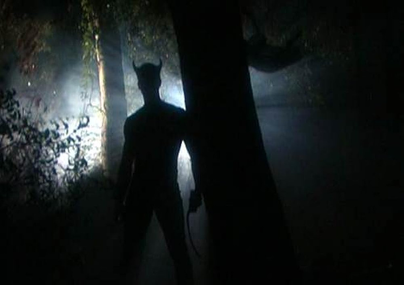 Imagen de hellbent-halloween-sangriento