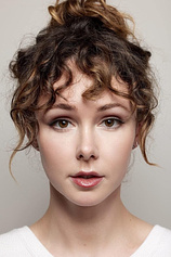 picture of actor Meg Steedle