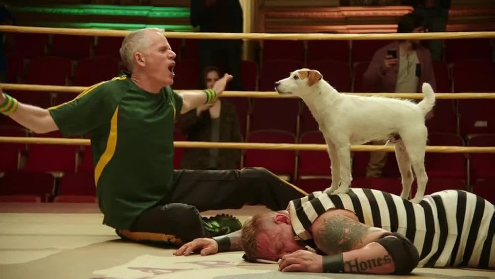 Sean Giambrone en russell-el-perro-luchador